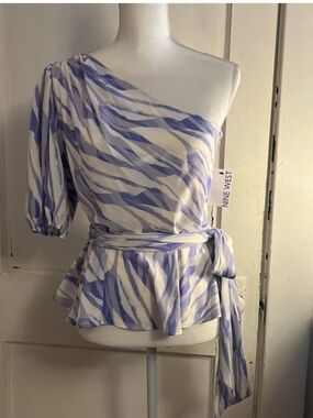 Nine West One-Shoulder Blue & White Printed Peplum Top